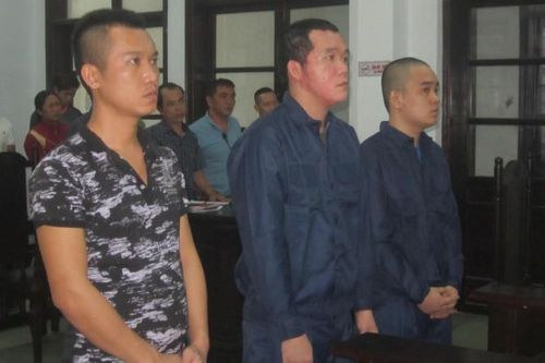 Xử nhóm đối tượng chuyên đốt nhà, đốt xe người khác