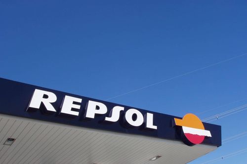 Repsol lỗ nặng 2,31 tỷ USD