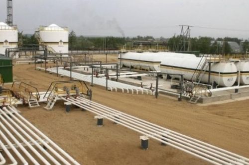 Rosneft dừng khai thác 16 mỏ dầu khí tại Sakhalin