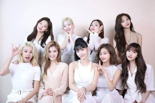 Giành quán quân, Twice khiến Blackpink và Red Velvet còn phải 'chạy dài'