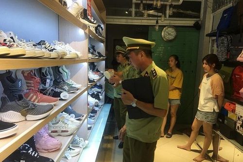 Bắc Giang: Tạm giữ gần 2.900 đơn vị hàng hóa có dấu hiệu vi phạm