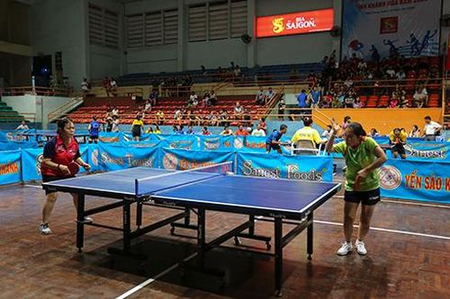14 đoàn tranh tài Giải Bóng bàn các câu lạc bộ tỉnh