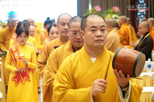 Hà Nam : GHPGVN thắp nến tri ân