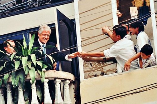 Thiếu tướng An ninh kể chuyện hậu trường bảo vệ Tổng thống Bill Clinton thăm VN