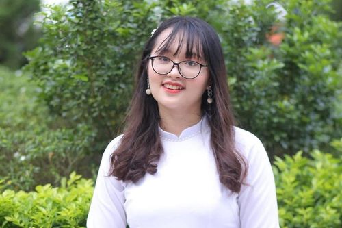 Thủ khoa ĐH Kinh tế quốc dân từng đăng ký 25 tín chỉ/kỳ, sở hữu profile cực đỉnh