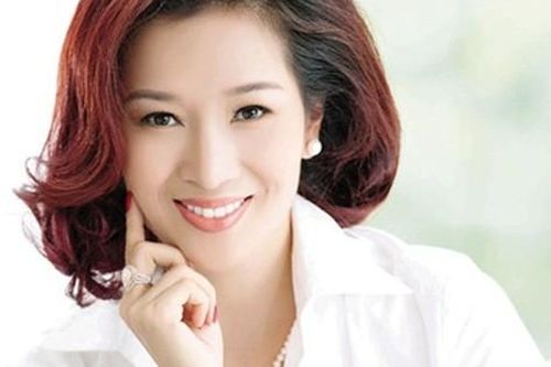 Hoa khôi Thu Hương lên tiếng gay gắt sau khi bị tố là 'tú bà'
