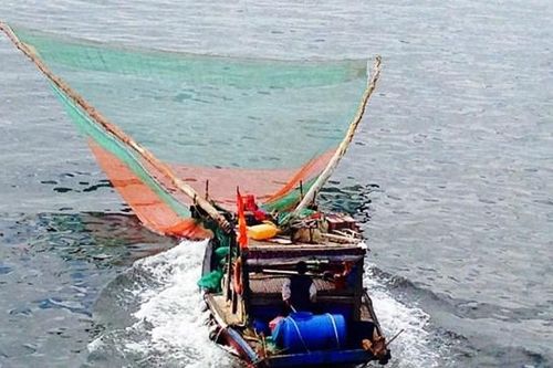 Ngư dân gặp khó trong chuyển đổi nghề giã cào