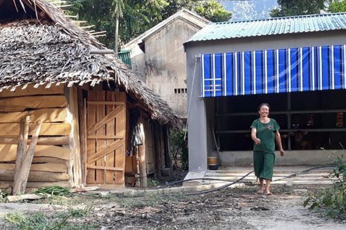 'Phấn đấu mãi không xây được nhà đẹp như chuồng bò'