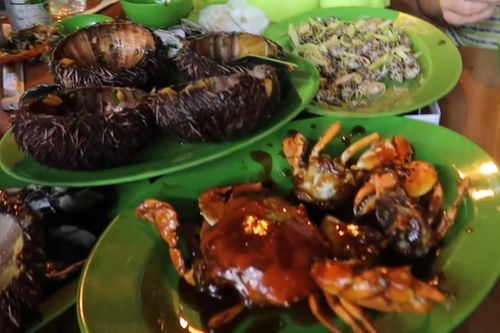 Blogger Việt lên tiếng chuyện ăn hải sản 5 triệu đồng ở Nha Trang