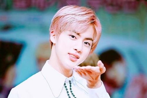 'Moon' của Jin được đánh giá là ca khúc bất hủ nhất của BTS