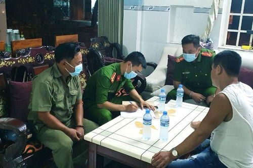 Công an Đà Nẵng 'gõ từng nhà' truy vết các trường hợp liên quan đến BN 416