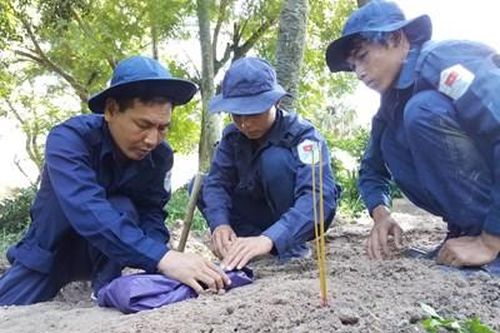 'Kiện tướng đào đất'