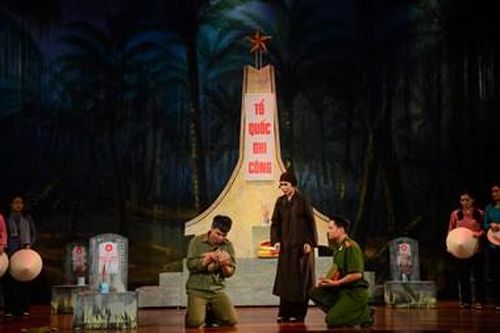 Tô đẹp hình tượng người chiến sĩ Công an nhân dân