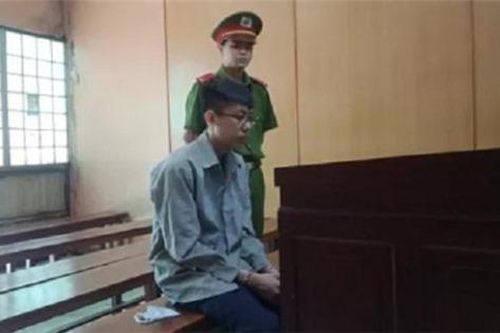 Sát hại cô ruột, hung thủ gọi điện báo công an