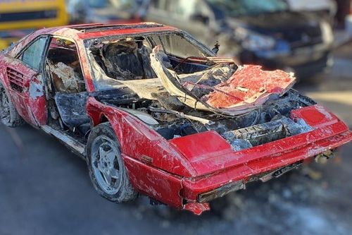 Siêu xe Ferrari được tìm thấy dưới lòng kênh sau 26 năm 'mất tích'