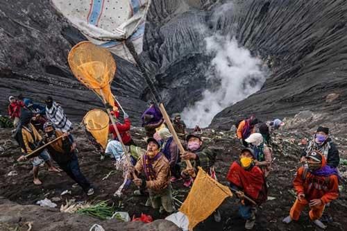 Khám phá lễ hội tế thần Yadnya Kasada ở Indonesia
