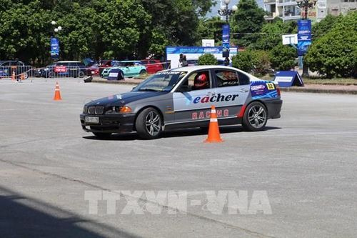 Khai mạc giải Ô tô thể thao Gymkhana Năm du lịch quốc gia 2020 - Hoa Lư, Ninh Bình
