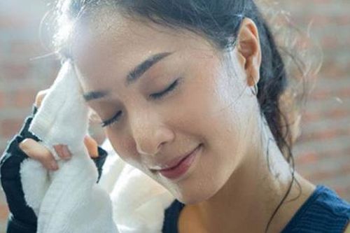 Đổ mồ hôi ở những nơi này thì cơ thể đang gặp vấn đề, một trong số đó là dấu hiệu của đột quỵ