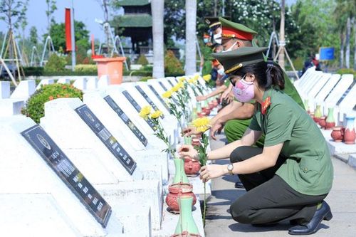 Tuổi trẻ Đồng Nai: Tri ân, tiếp bước...