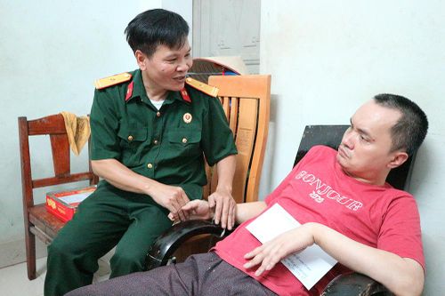 Ngời sáng phẩm chất Bộ đội cụ Hồ