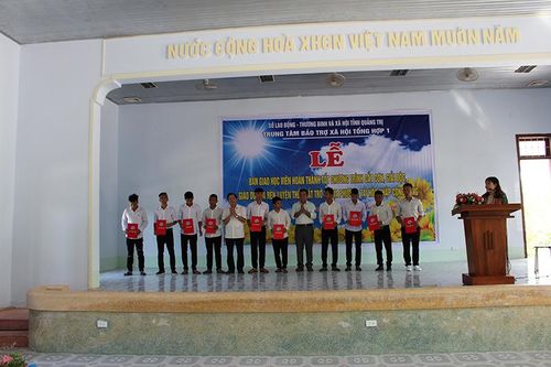 Niềm vui ngày trở về