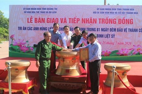 Tiếp nhận trống đồng tri ân các anh hùng liệt sĩ tại Quảng Trị