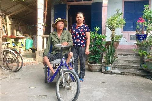 Chỉ mong tương lai con tươi sáng hơn