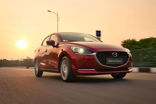 Bảo vệ cả người lẫn xe dưới trời nắng nóng đỉnh điểm thế nào cho đúng?