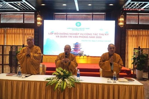 Giáo hội tổ chức bồi dưỡng nghiệp vụ Thư ký, Văn phòng