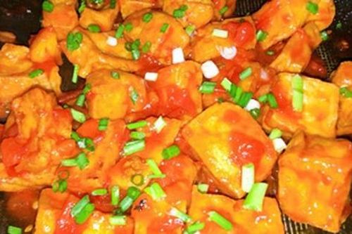 Ngon miệng bữa cơm mùa hè với món đậu phụ sốt cà chua