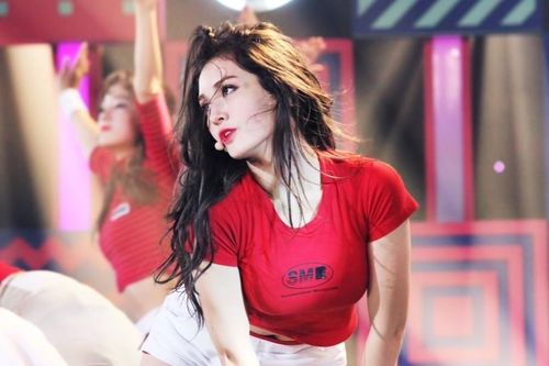 Những mỹ nữ Kpop đẹp nhưng bị chê hát thảm họa