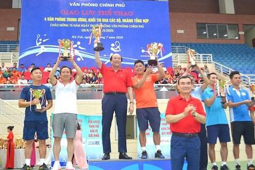 Giao lưu thể thao Ngày truyền thống VPCP thành công tốt đẹp