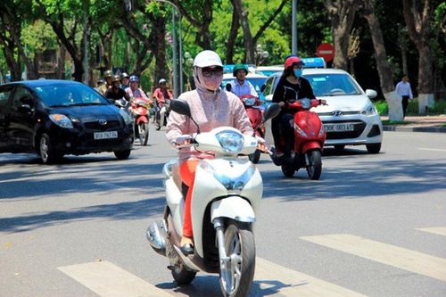 Ngày mai, miền bắc giảm nhiệt, vùng núi mưa to