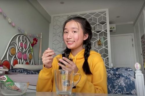 Nữ Youtuber trẻ nhất Việt Nam sở hữu loạt Vlog triệu views