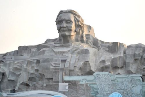 Những người 'không được phép quên'