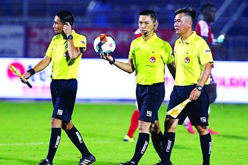 Kiến nghị thay Trưởng ban Trọng tài VFF