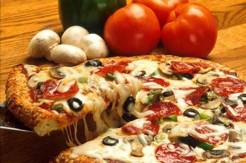 Thực phẩm không cho trẻ ăn vào buổi tối dễ sâu răng, tăng cân ảnh hưởng sức khỏe