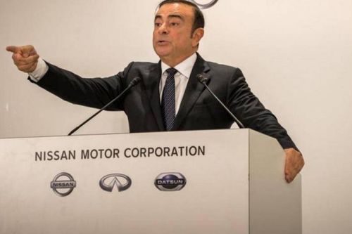 Con trai cựu CEO Nissan chi 500.000 USD để đưa cha trốn khỏi Nhật Bản