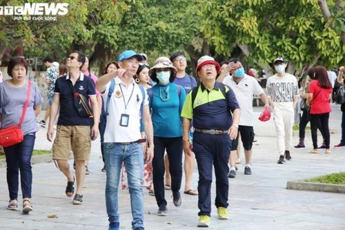 Hai người mắc COVID-19, Đà Nẵng dừng đón khách du lịch trong 14 ngày