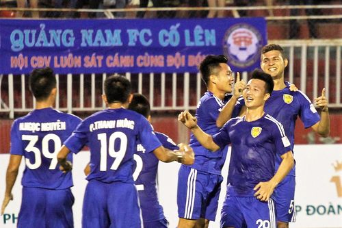Chủ tịch CLB Quảng Nam đề xuất dừng V-League, không có đội xuống hạng