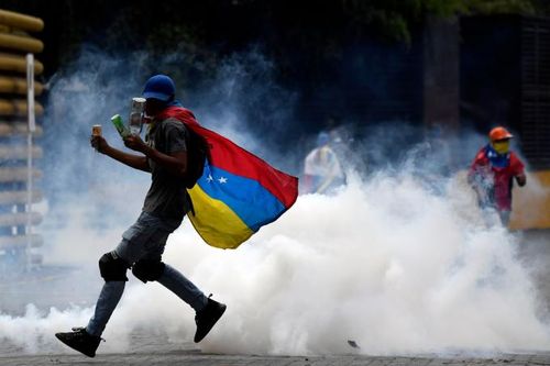 Một người đàn ông bị bắn chết trong biểu tình tại Venezuela