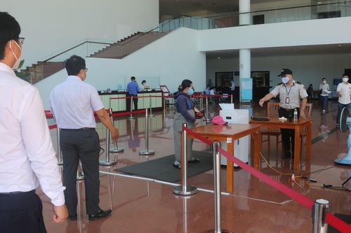 Trung tâm hành chính Đà Nẵng hoạt động như thế nào khi giãn cách xã hội?