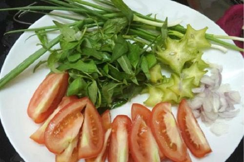 Cách làm món canh hến nấu chua thơm ngon bổ dưỡng
