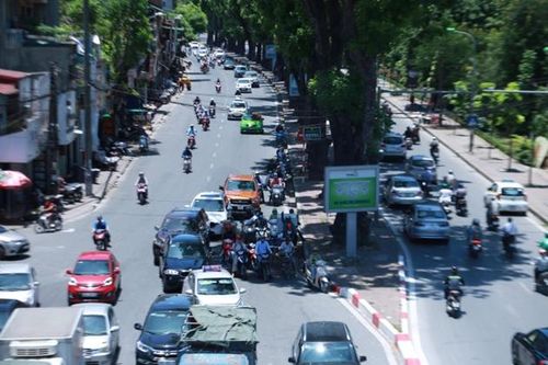 Bắc Bộ, Trung Bộ tiếp diễn nắng nóng gay gắt, đêm có mưa dông