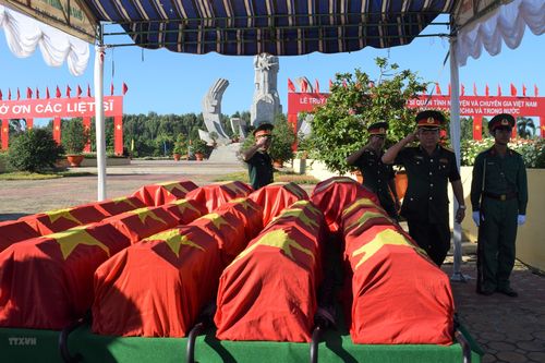 Bàn giao kết quả giám định ADN hài cốt liệt sỹ chưa rõ thông tin
