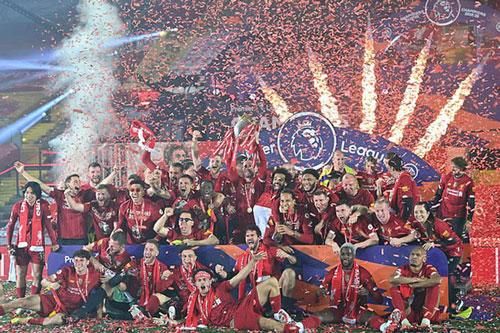 Top 10 khoảnh khắc đáng nhớ ở Ngoại hạng Anh 2019/20