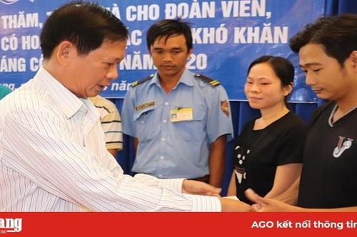 Đời sống công nhân, người lao động còn nhiều khó khăn