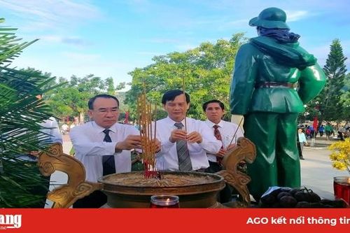 Tịnh Biên dâng hương tưởng nhớ các anh hùng liệt sĩ