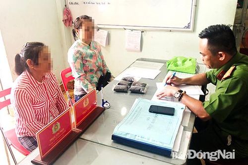 Lật tẩy màn kịch lừa bán ''thảo dược quý''