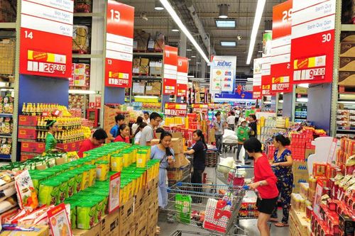 Hàng hóa giảm giá sâu trong Tháng khuyến mại tập trung quốc gia